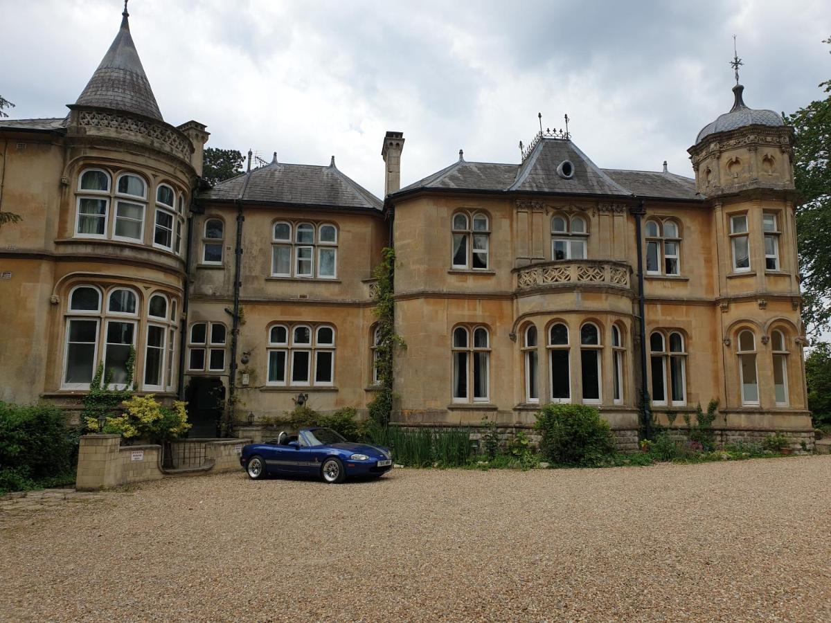 Hotel Fieldways à Trowbridge Extérieur photo