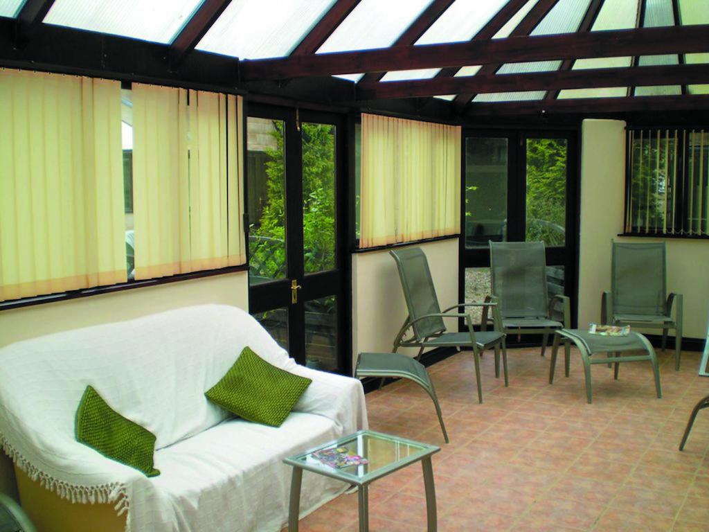 Hotel Fieldways à Trowbridge Extérieur photo